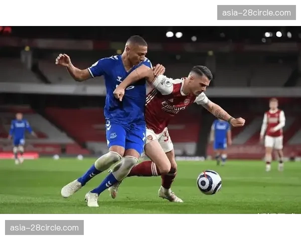 伯恩茅斯出售塞门约后重组进攻,拉扬托特加盟充实阵容 伯恩茅斯出售塞门约后重组进攻,拉扬托特加盟充实阵容